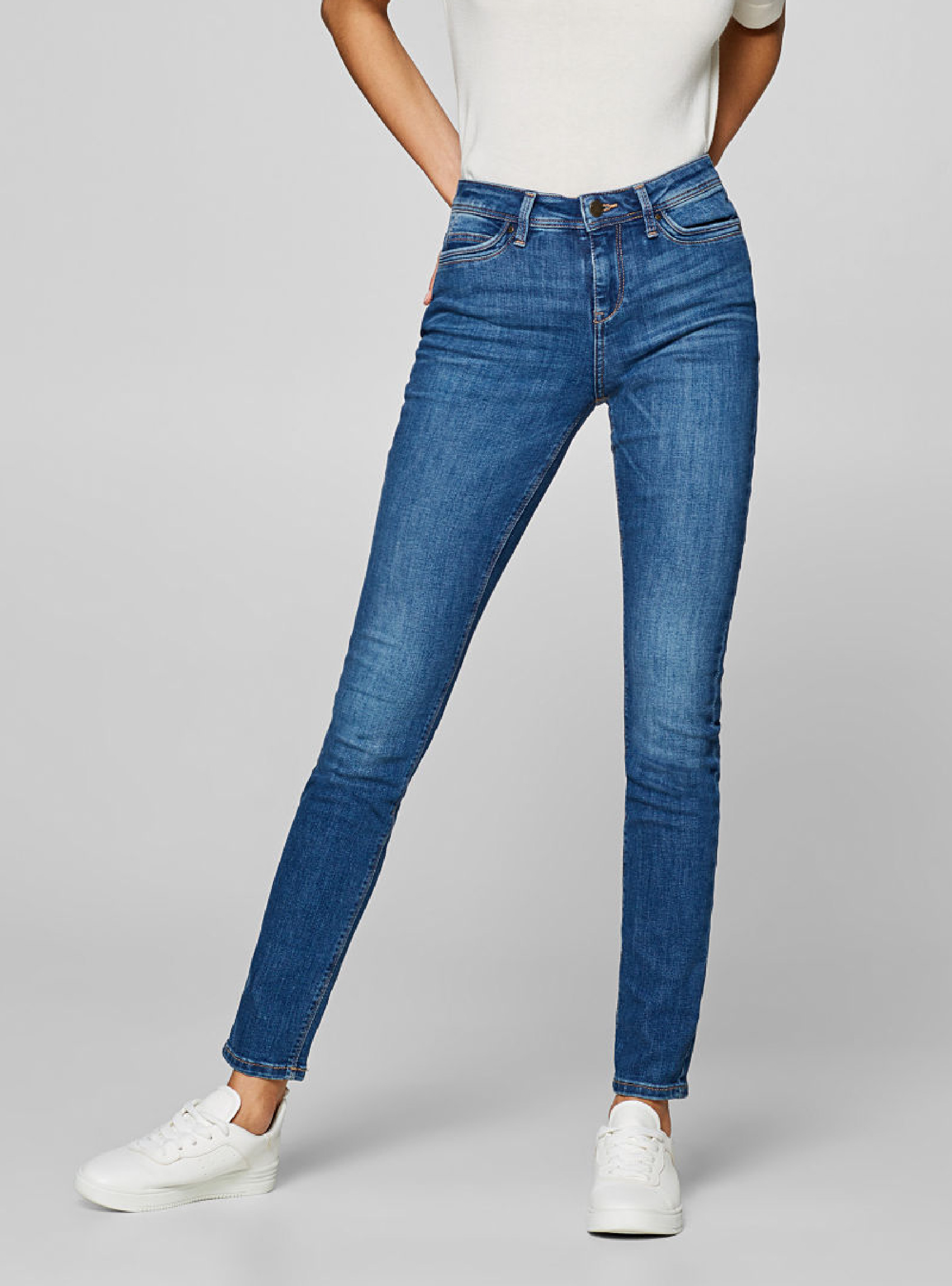  Cena Esprit jeans hlač: 59,99 €